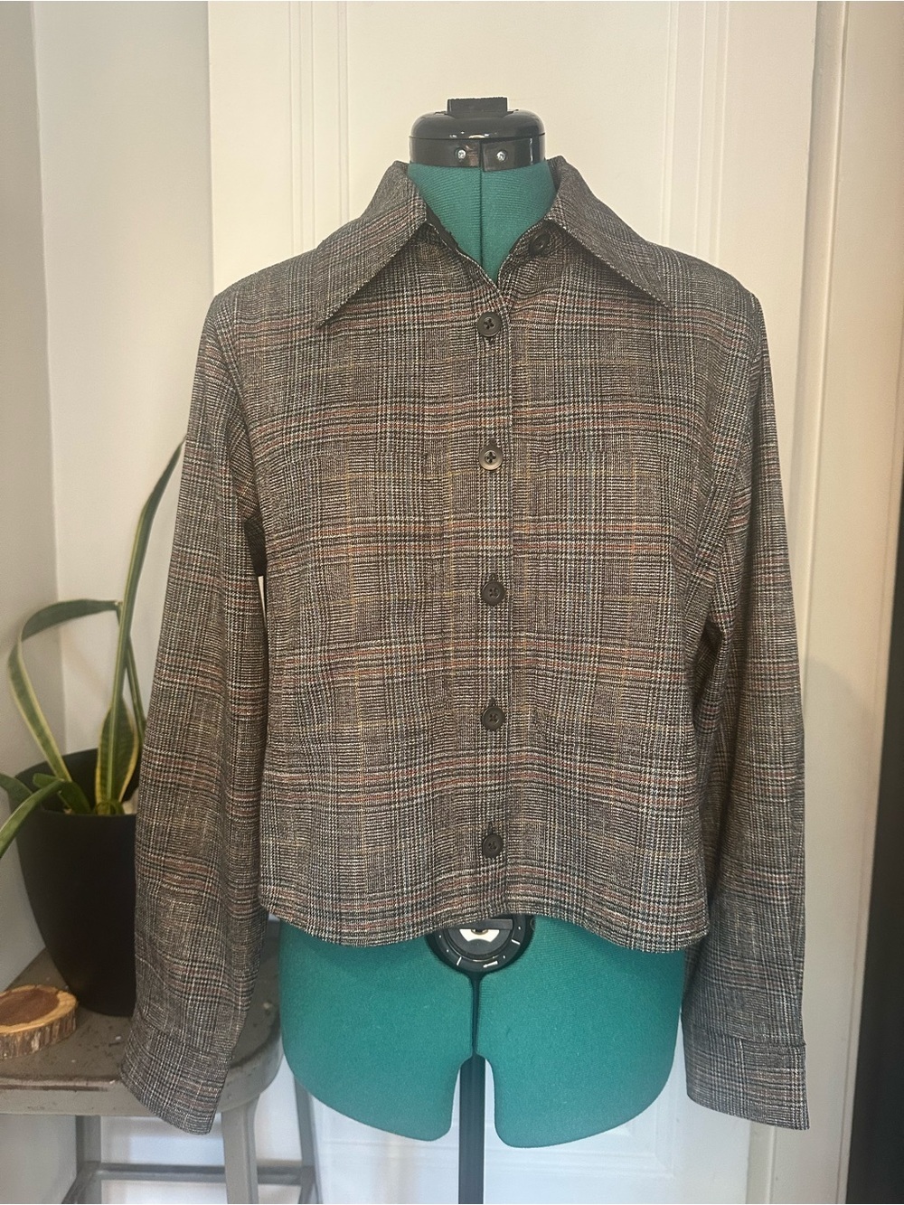 CAbi Grey Plaid Cropped Button-Front Blazer